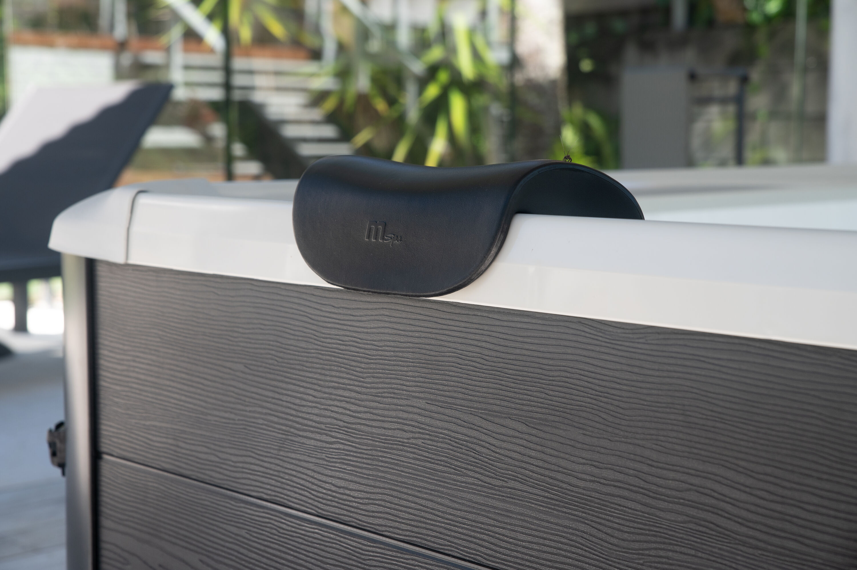 N E U ! AcrySkin™ Pool-Liner und TempXcel™ Beschichtung 2026